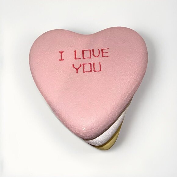 Brand New Heart "I Love You" Stool TikTok Viral Food Stool - SHIPS SAME DAY - Picture 1 of 5